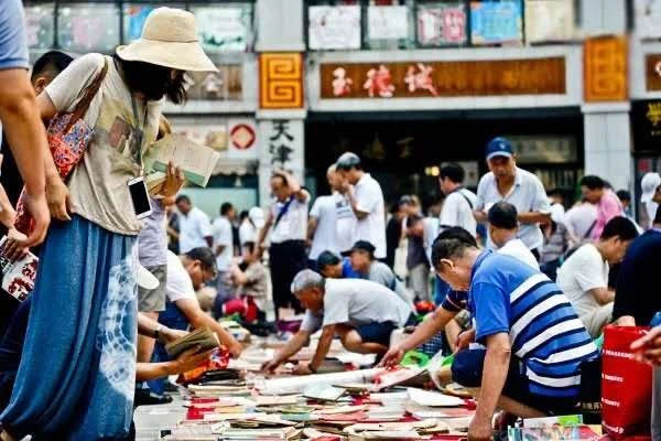 天津舊書市場(chǎng)又回來了！搬到了這里……