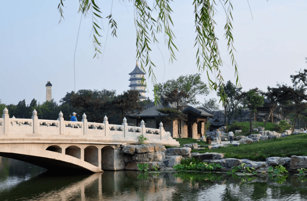 被粉絲譽(yù)為“小鄧麗君”天津-北寧公園很美的旅游景點(diǎn)你聽(tīng)過(guò)嗎