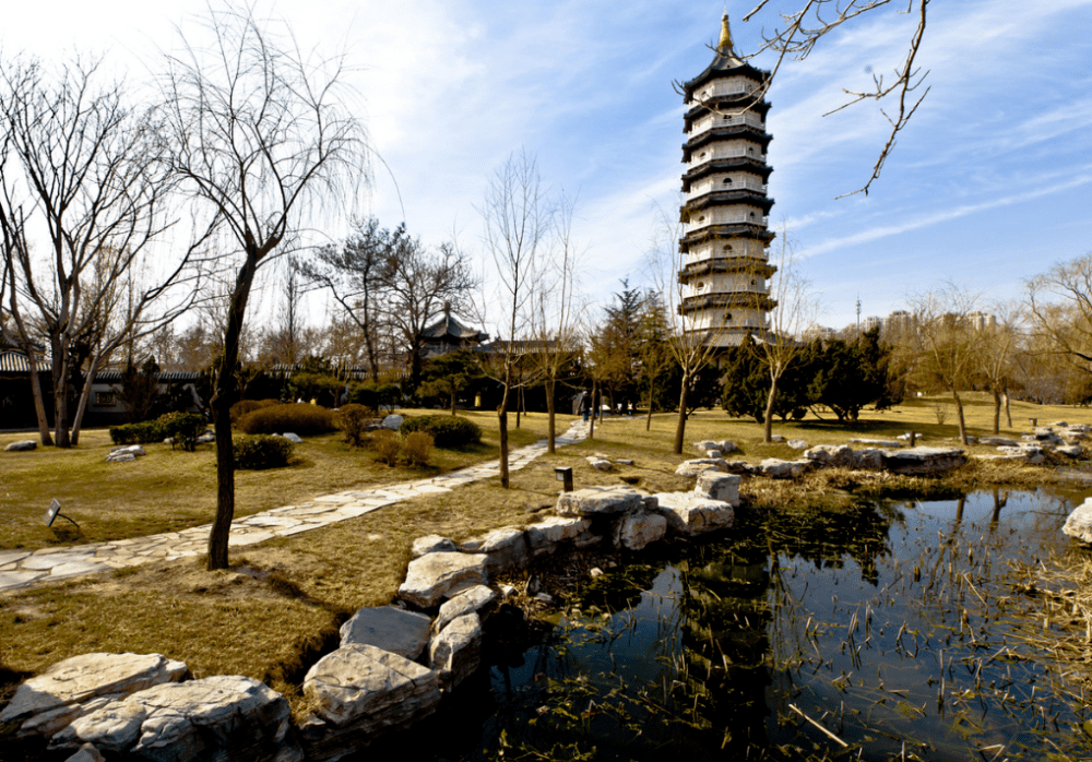 被粉絲譽(yù)為“小鄧麗君”天津-北寧公園很美的旅游景點(diǎn)你聽(tīng)過(guò)嗎