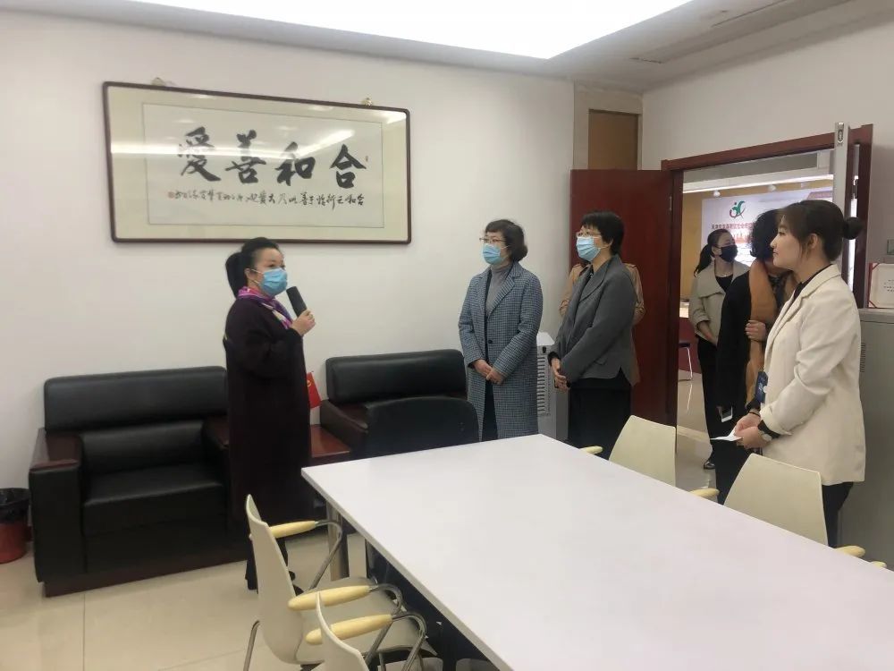 天津?yàn)I海新區(qū)女性社會(huì)組織孵化基地揭牌